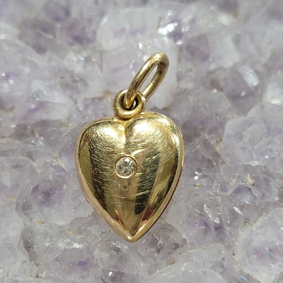 Sloan & Co Jewelry - Antique Sloan & Co. 14K Heart Locket Pendant.